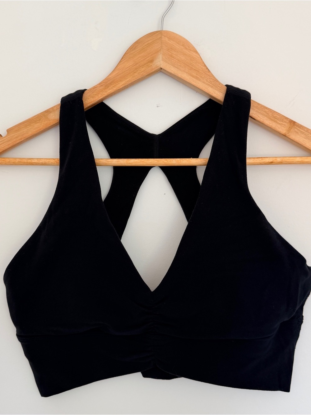 Aritzia TnAction BUTTER Volley Sports Br - Picture 2 of 5